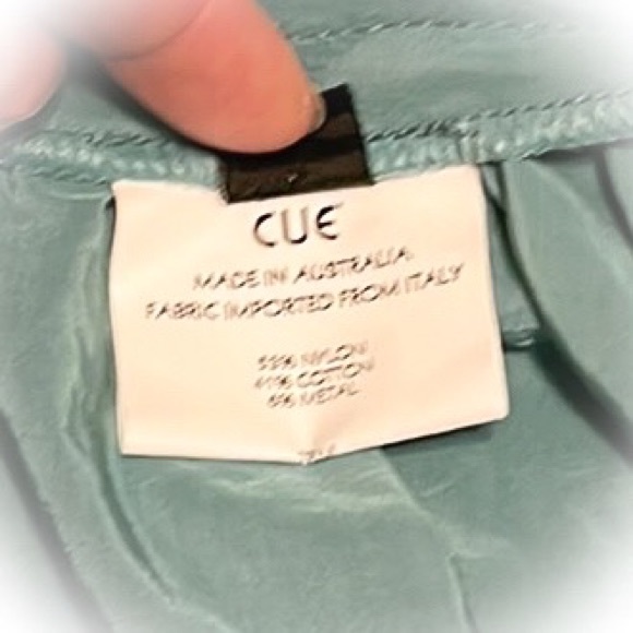 💕Beautiful Teal Colored Full Cue Skirt Beautiful Brown Trim Detail💕 - Picture 9 of 10